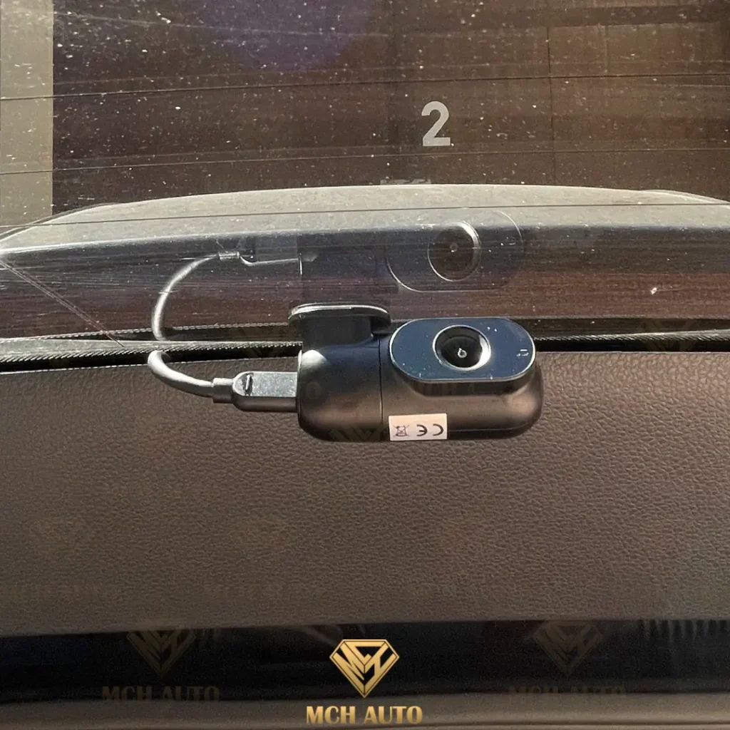 montaz rejestratora jazdy vw golf viii