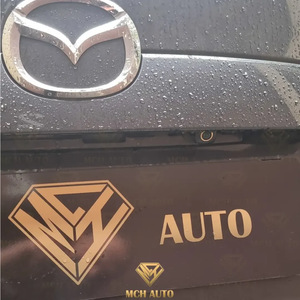 mozada cx5 montaz kamery cofania